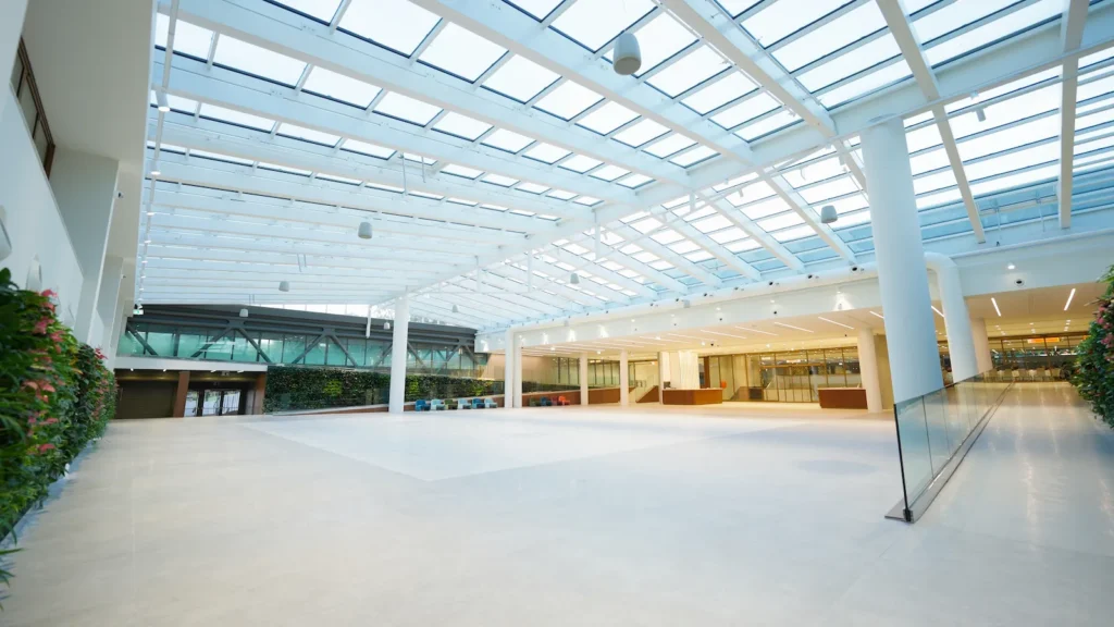The Atrium at Sava Centar, where catering and networking take place during breaks